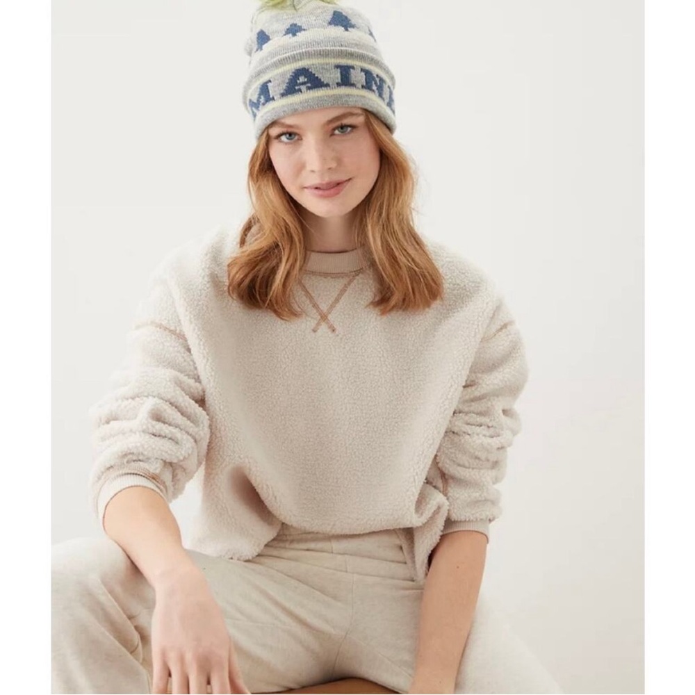 American Eagle Sherpa Crew Neck Crop Sweatshirt